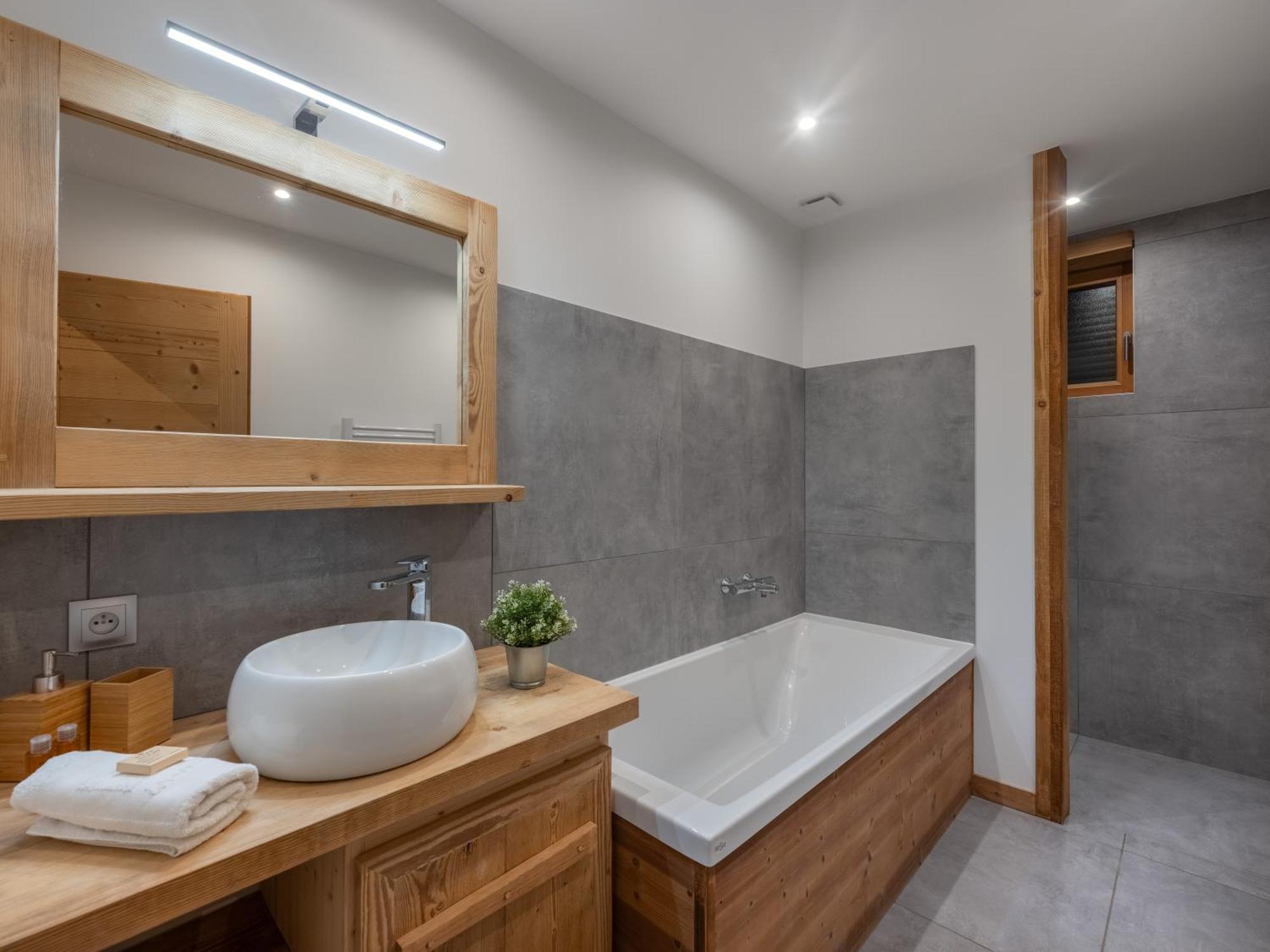 Chalet 1100 - Bo Immobilier Chatel - A Mi-Chemin Du Centre Et Du Linga - Jacuzzi Sauna Et Cheminee Εξωτερικό φωτογραφία